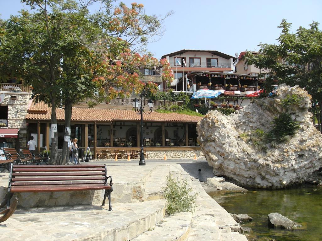 Emona Guest House Nesebar Exterior foto