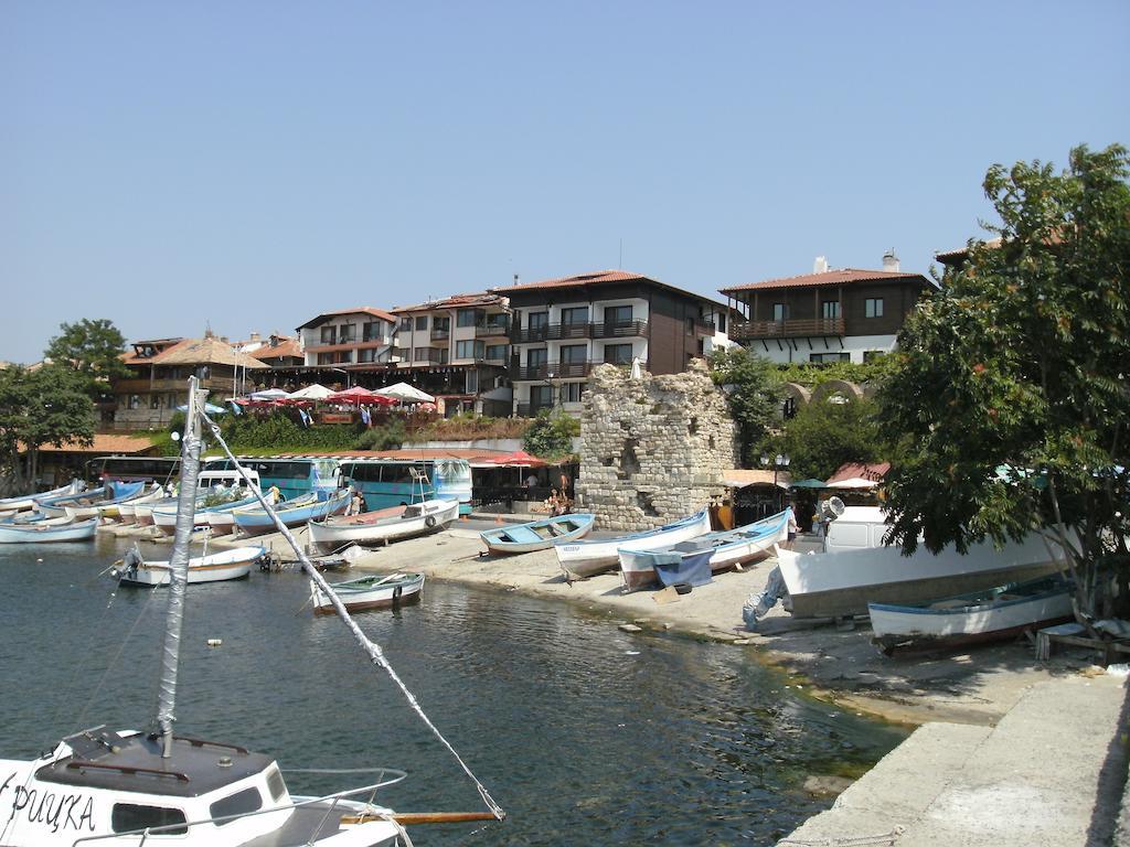 Emona Guest House Nesebar Quarto foto