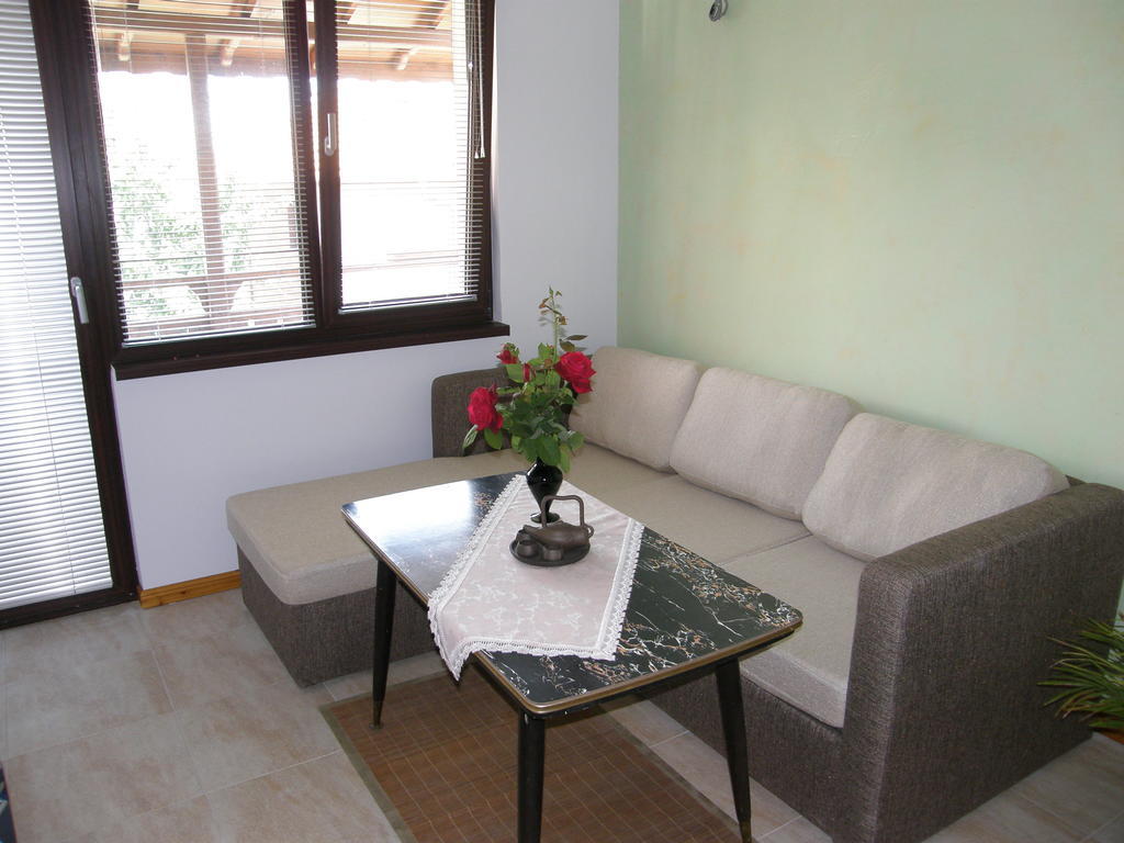 Emona Guest House Nesebar Quarto foto