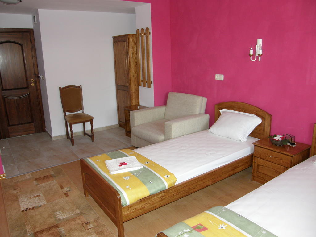 Emona Guest House Nesebar Quarto foto