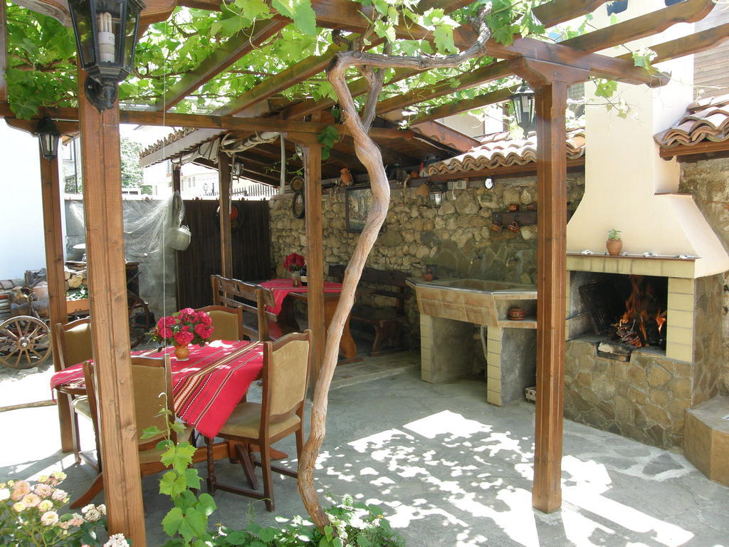 Emona Guest House Nesebar Quarto foto